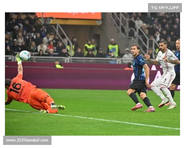 国际米兰2-0轻取克雷莫内塞，豪取11轮不败领跑意甲